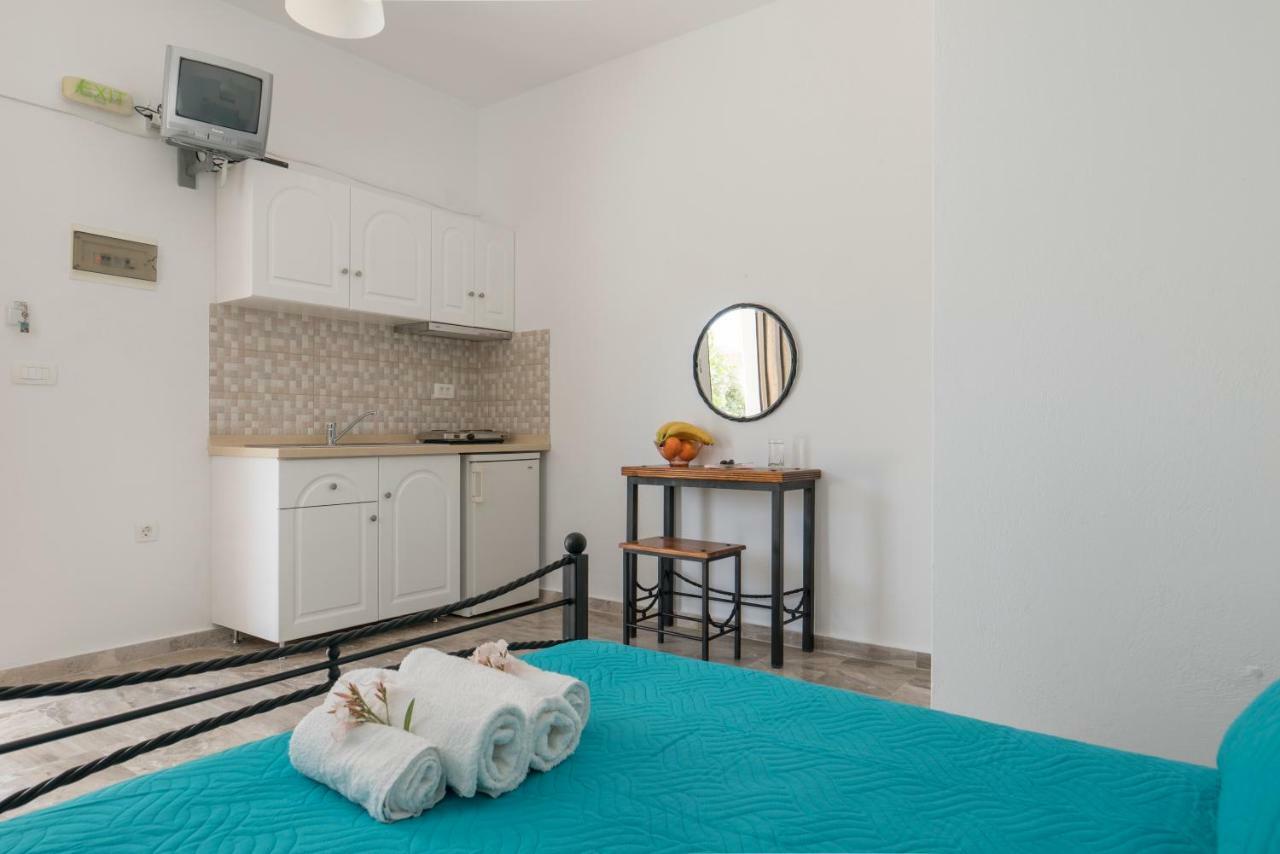Margarita Appartement Perissa  Buitenkant foto